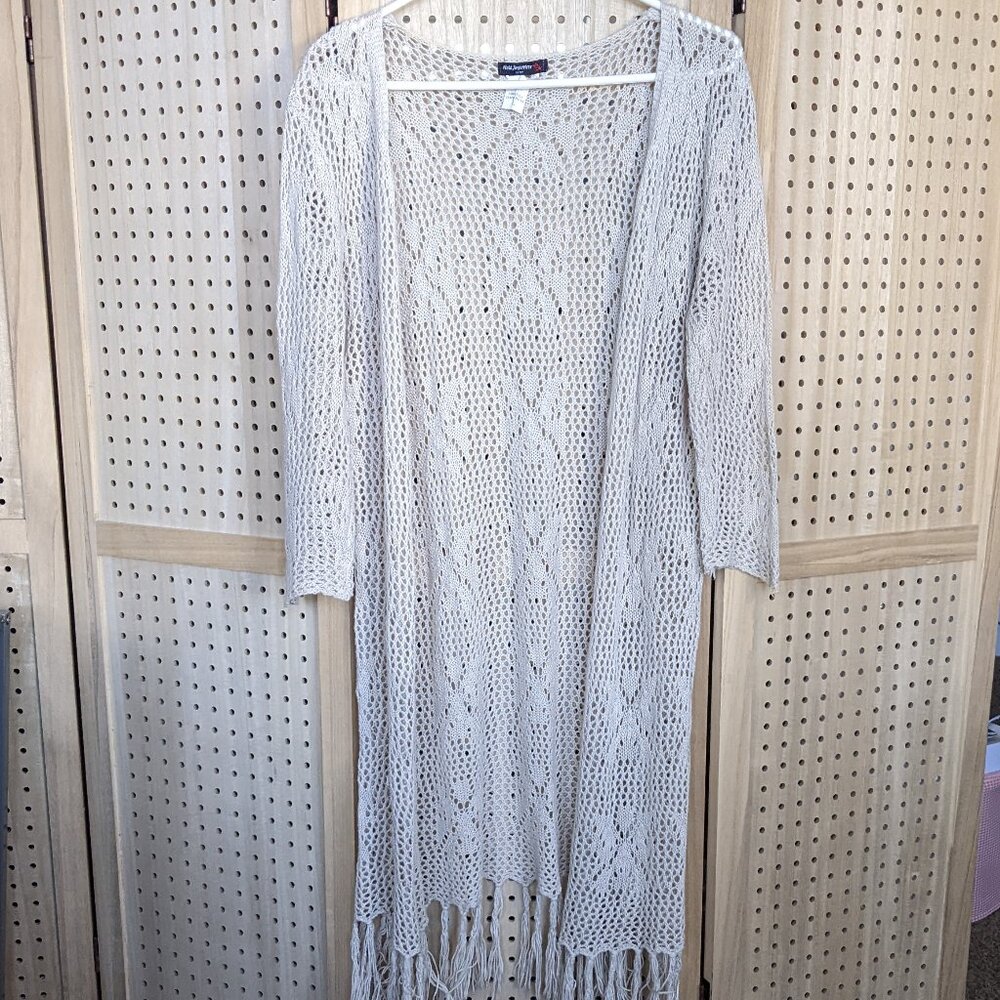 Vivid Importers Bohemian fringed sweater, cream, size large